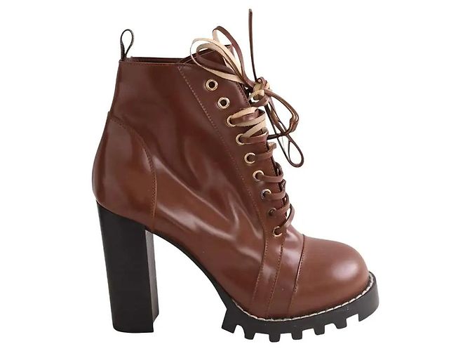 Botas de amarrar em couro marrom Louis Vuitton