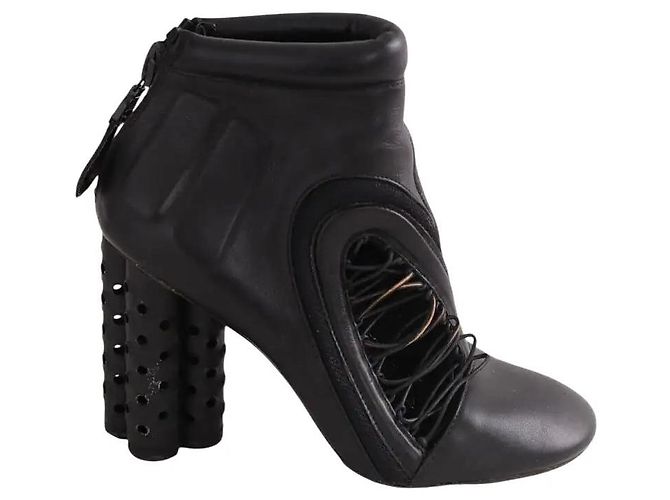Louis Vuitton Botas negras Negro