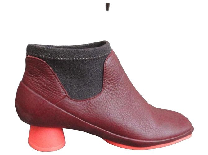 Autre Marque Botas Camper de cuero rojo Roja