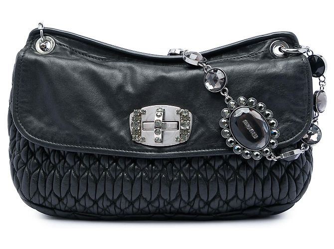 Miu Miu Bolsa transversal de nappa matelassê preta com cristais Preto