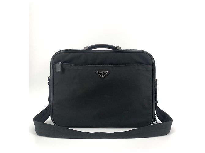 Prada Valigetta e Tote Bag in Re-Nylon con Logo Triangolare, Borsa a Spalla Nero