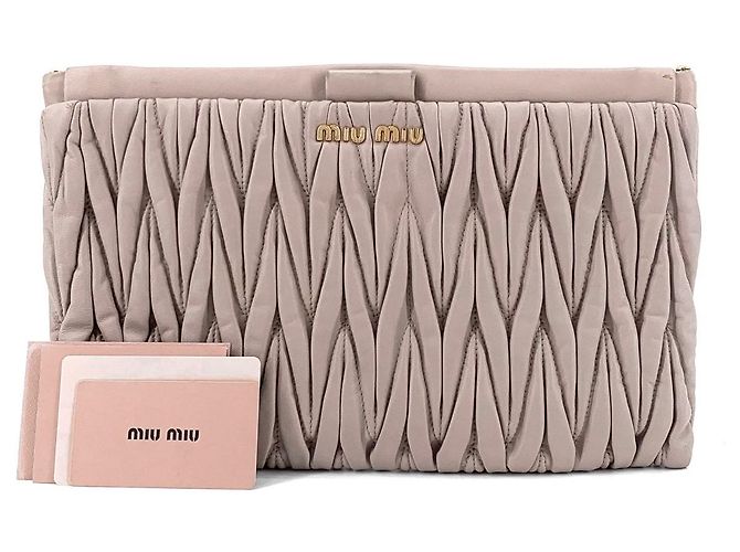 Miu Miu Matelassé Clutch Pink