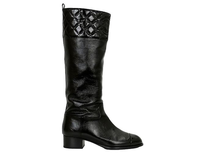 Chanel Gesteppte lange Stiefel Schwarz