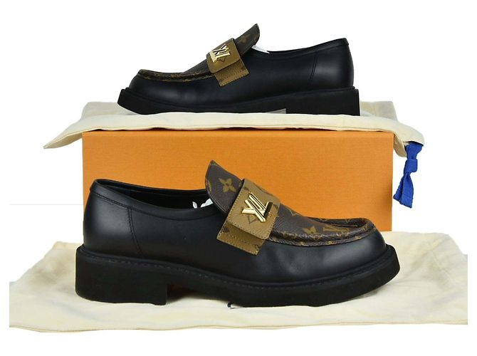 Louis Vuitton Mocassin plat Reverse Monogram Academy Multicolore
