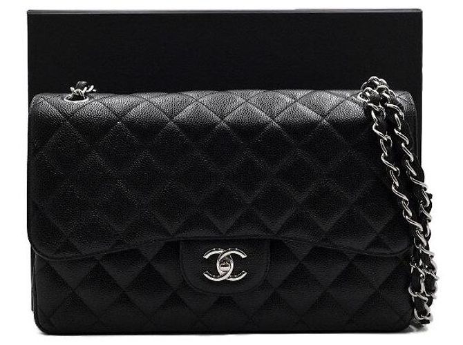 Chanel Bolsa de ombro com corrente prateada Preto
