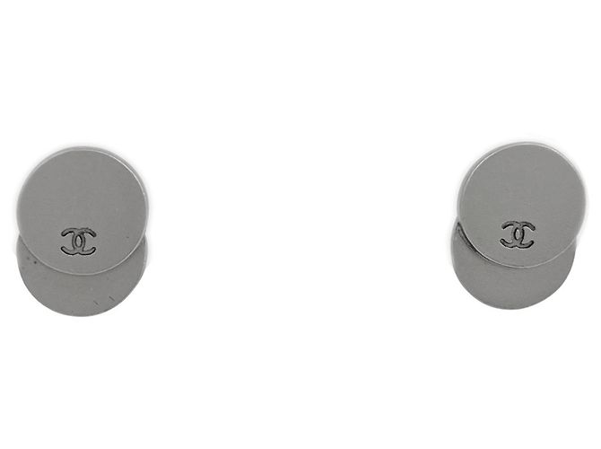Pendientes de botón Chanel plata