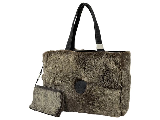 Chanel Handtasche aus braunem Stoff