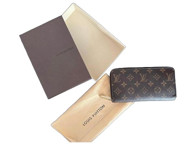 Louis Vuitton Portafoglio Monogram Canvas Marrone