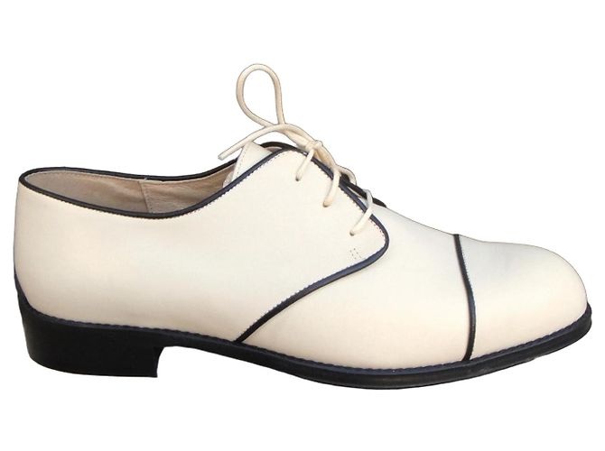 Autre Marque Scarpe Richelieu in pelle bianco e nero