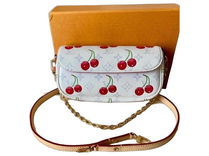 Louis Vuitton Cartera con cadena Ivy Monogram Cherry Blanco Roja