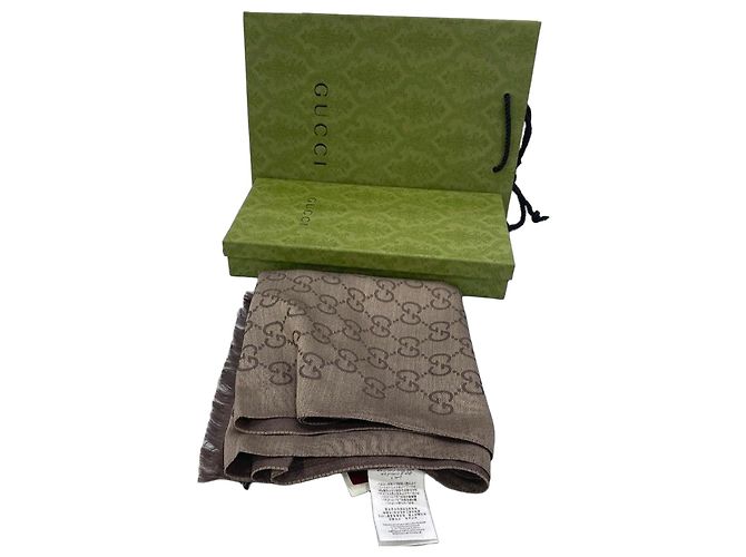 Cachecol Gucci GG Monogram em lã Marrom