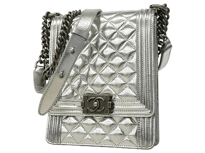 Le Boy Bolsa de Alça de Corrente Chanel Boy Prata