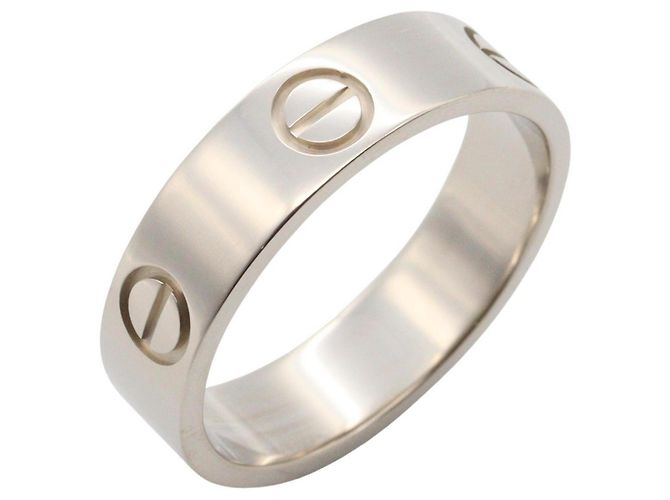 Anillo Love de Cartier en oro blanco de 18K