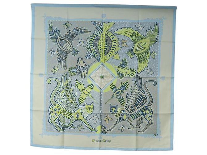 Hermès Sciarpa HERMES Carre 90 in seta "LÉGENDE KUNA PEUPLE DE PANAMA" Blue Auth ki6728M Beige