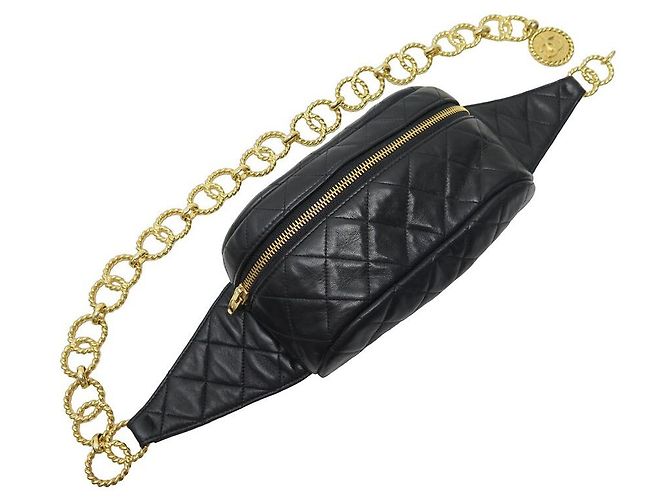 VINTAGE CHANEL Schwarzer gesteppter Leder-Gürtelbeutel