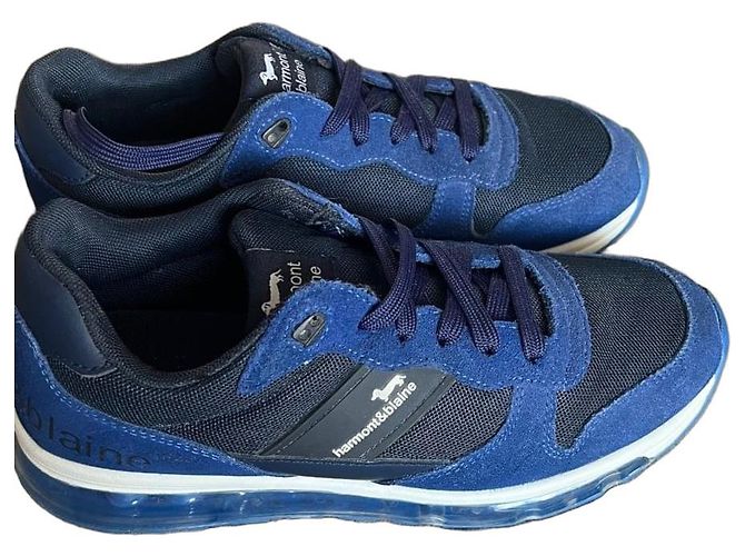 Autre Marque Harmont & Blaine Baskets en daim bleu et mesh