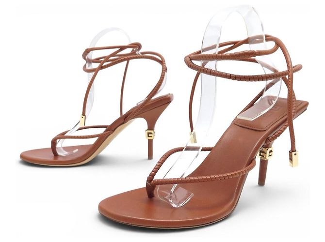 GIVENCHY BROWN LEATHER STRAP HEELED THONG SANDALS MULES 40 BROWN HEELS