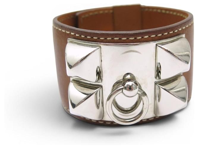 Hermès PULSERA HERMES MEDOR COLLAR DE PERRO H500309FK34T1 EN CUERO BARENIA CUFF Castaño 