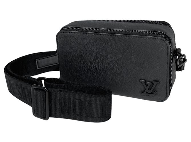 Louis Vuitton Alpha Wearable Wallet Shoulder Bag