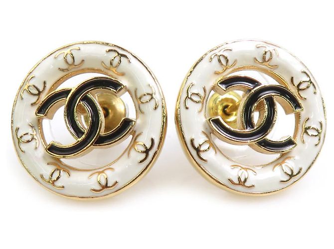 Pendientes de botón Chanel Oro y Blanco Dorado