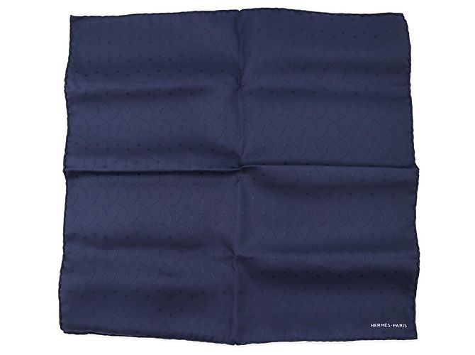 Hermès Sciarpa in seta 100% blu navy Hermes 