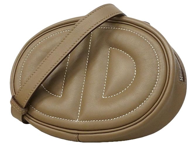 Hermès Bolso de hombro Hermes In the Loop Gris pardo