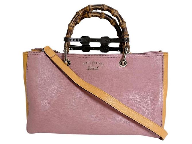 Bolsa de mão Gucci Bamboo em couro rosa