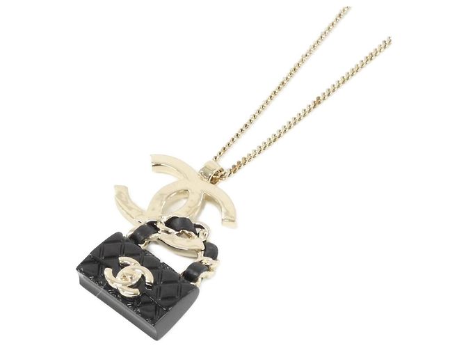 Timeless Colar de couro Chanel ABA013 Preto Dourado