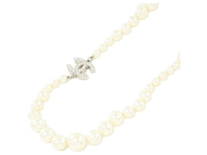 Collana bianca Chanel 27012 Bianco