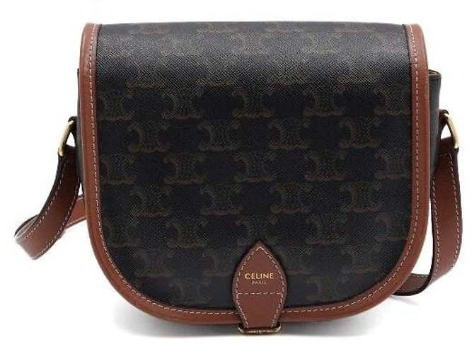 Céline Borsa a tracolla e a spalla Triomphe Polko Medium