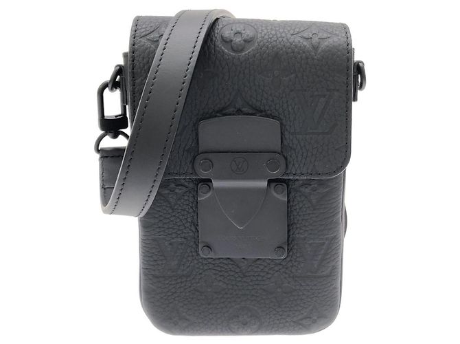 Louis Vuitton Taurillon Monogram S-Lock Vertical Wallet Black