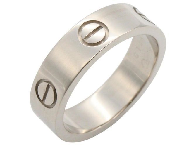 Anillo Love de Cartier en oro blanco de 18K