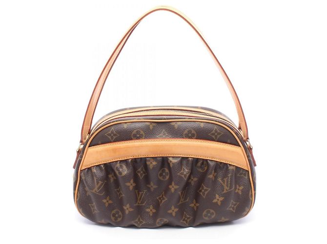 Bolsa de Ombro Louis Vuitton Clara Marrom Monograma