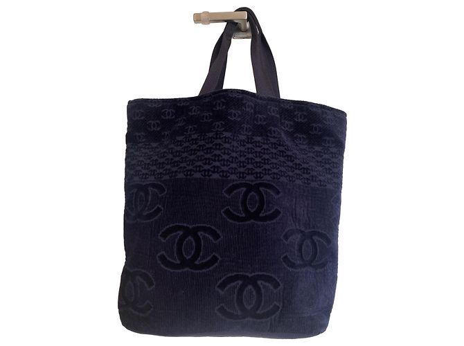 Chanel Borsa Tote in Spugna Blu Navy Monogramma CC Blu scuro