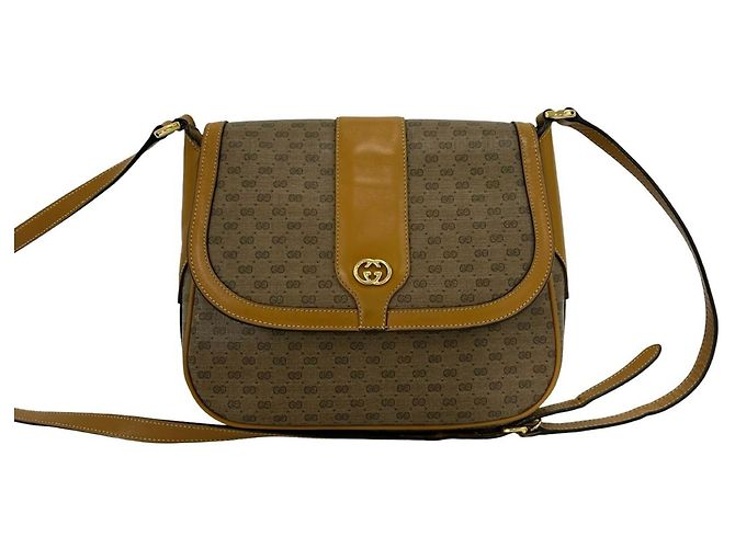 Bolsa de ombro Gucci em couro marrom