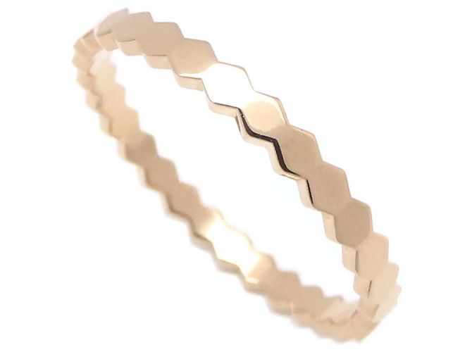 Chaumet B de Honeycomb Ring in Pink Gold