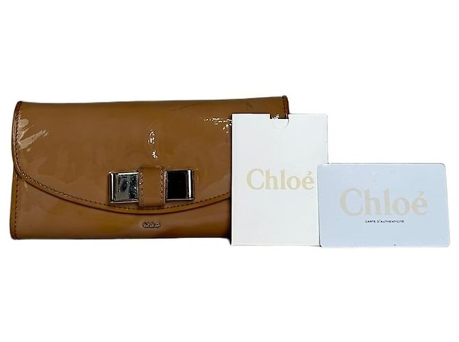 Chloé Vintage Chloe Patent Leather Wallet Beige Silver