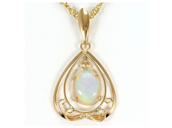 Autre Marque 18K Gelbgoldhalskette mit Opal Golden