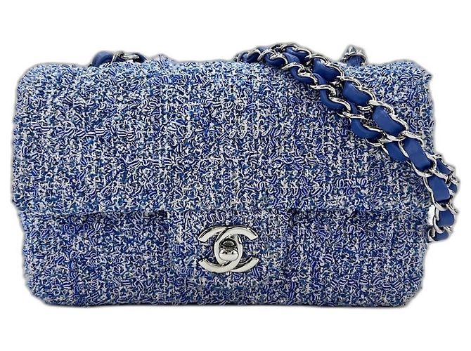 Sac à bandoulière Chanel Mini Matelassé en bleu