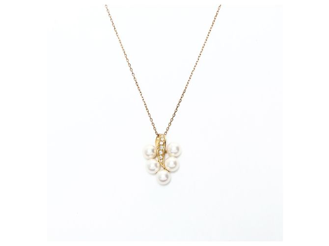 Collar de oro de 18K Mikimoto Dorado