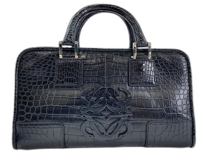 Borsa Loewe Amazona 28 – Black Nero