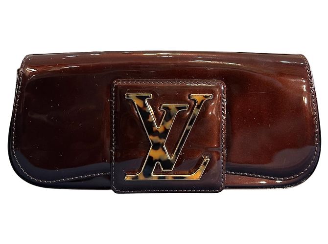 Clutch Louis Vuitton Bordeaux Vernis Sobe 2010