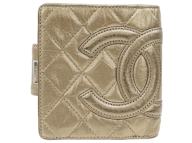 Cambon Cartera Bi-Fold Chanel en piel dorada Dorado