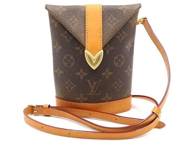 Louis Vuitton Pochette a bustina e borsa a tracolla Monogram