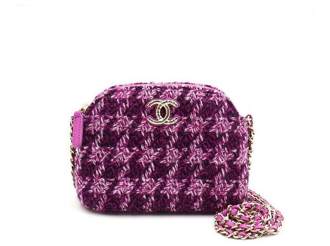 Chanel Mini bolsa de ombro meia lua em tweed roxo com corrente dourada