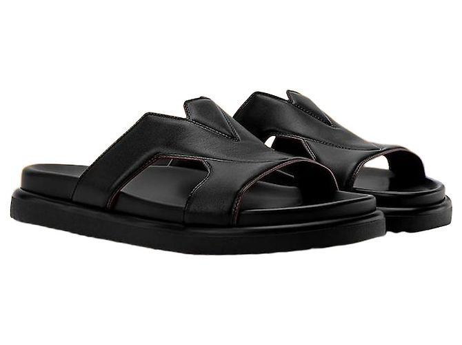 Louis Vuitton Oasis Mule Black