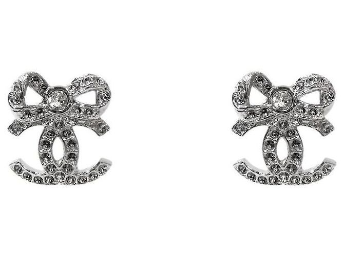 Chanel Orecchini Cubic Ribbon CC Argento