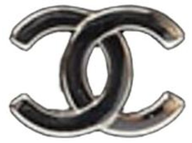 Chanel Bi-fold Wallet Black