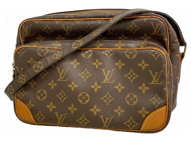 Bolso de Hombro Louis Vuitton Monogram Nile Castaño