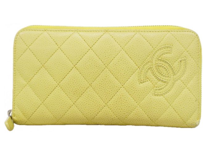 Cartera Larga Matelassé Chanel Amarillo